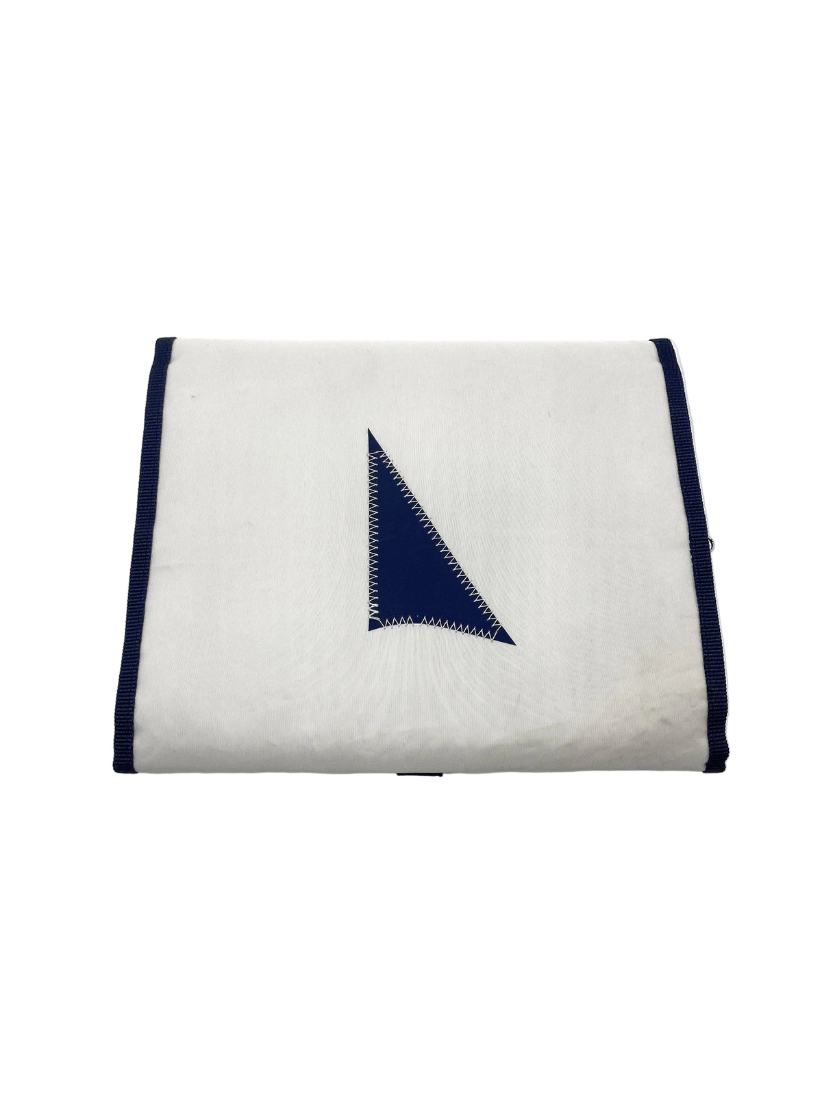 Toiletry Bag L made of recycled canvas