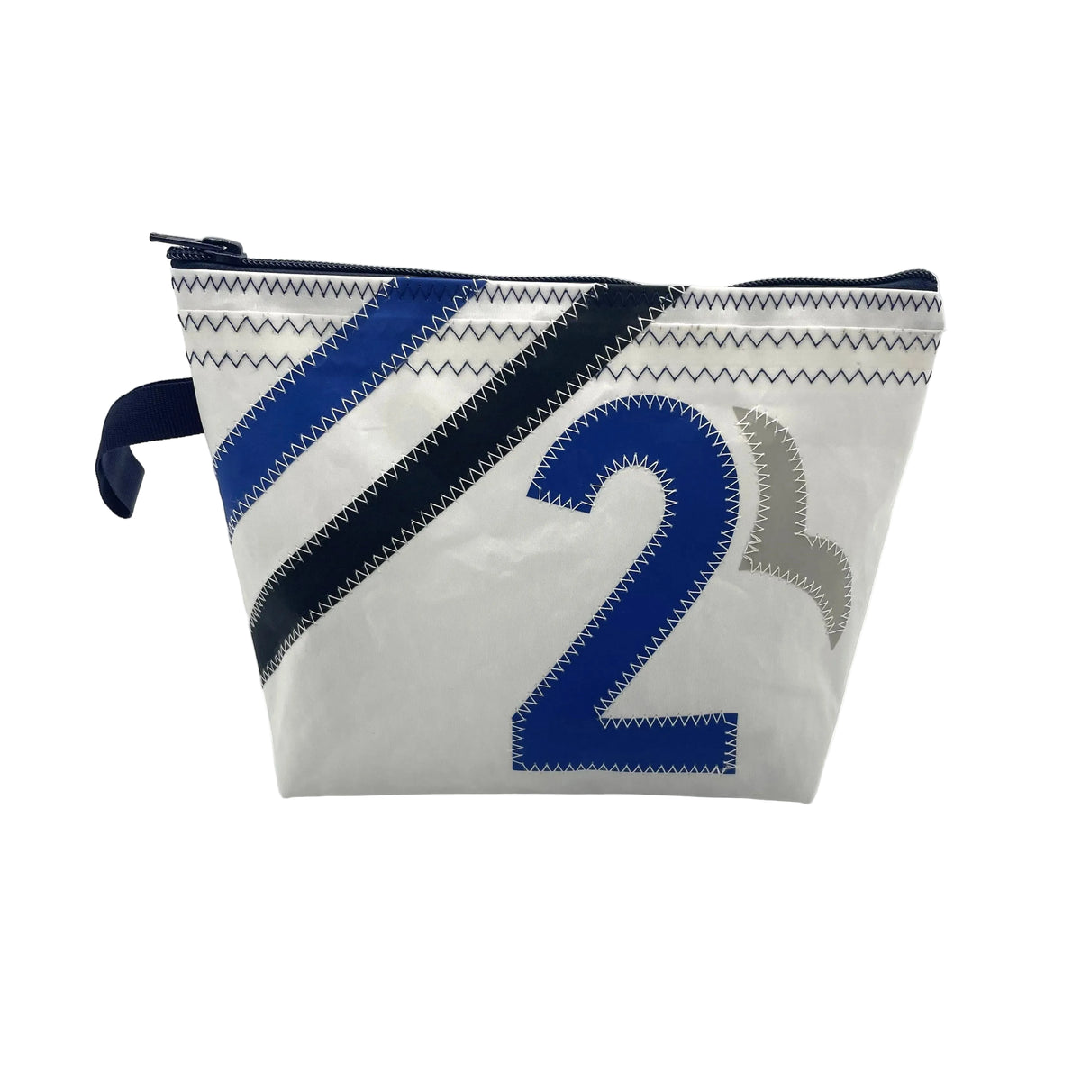 Kulturtasche S aus recyceltem Segeltuch.